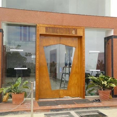 Airport Residency Hotell Devanahalli Eksteriør bilde